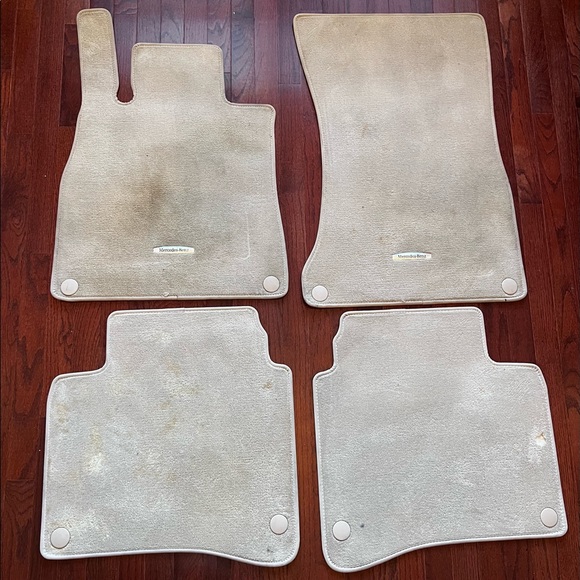 3 sets of 2015 S550 Mercedes Benz OEM floor mats - Picture 3 of 3